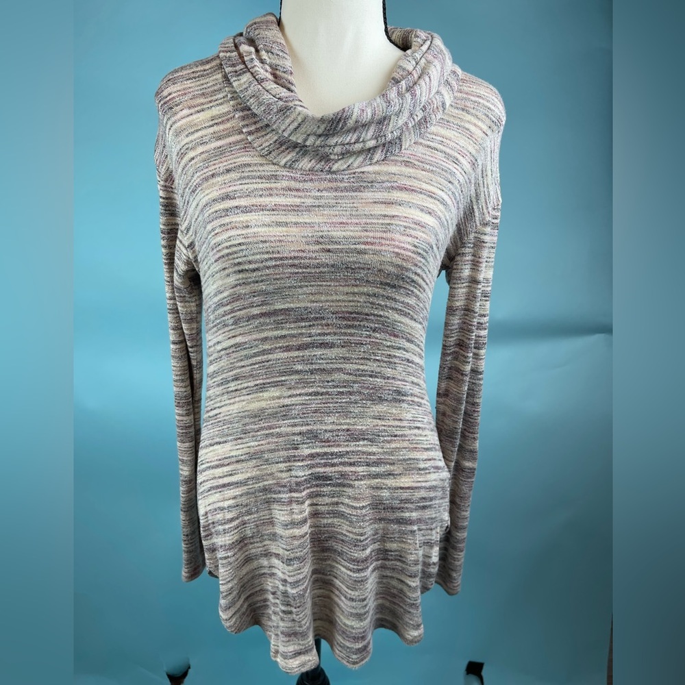 Light purple stripped sweater